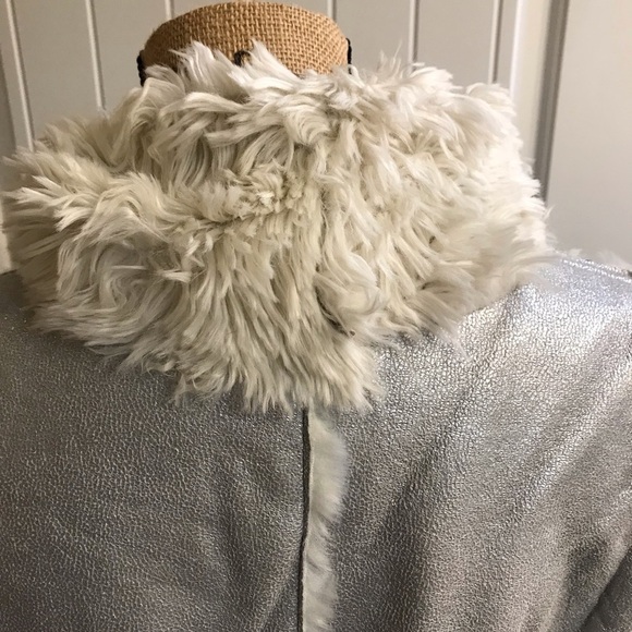 🧥INC Silver Fur Jacket - Picture 10 of 11